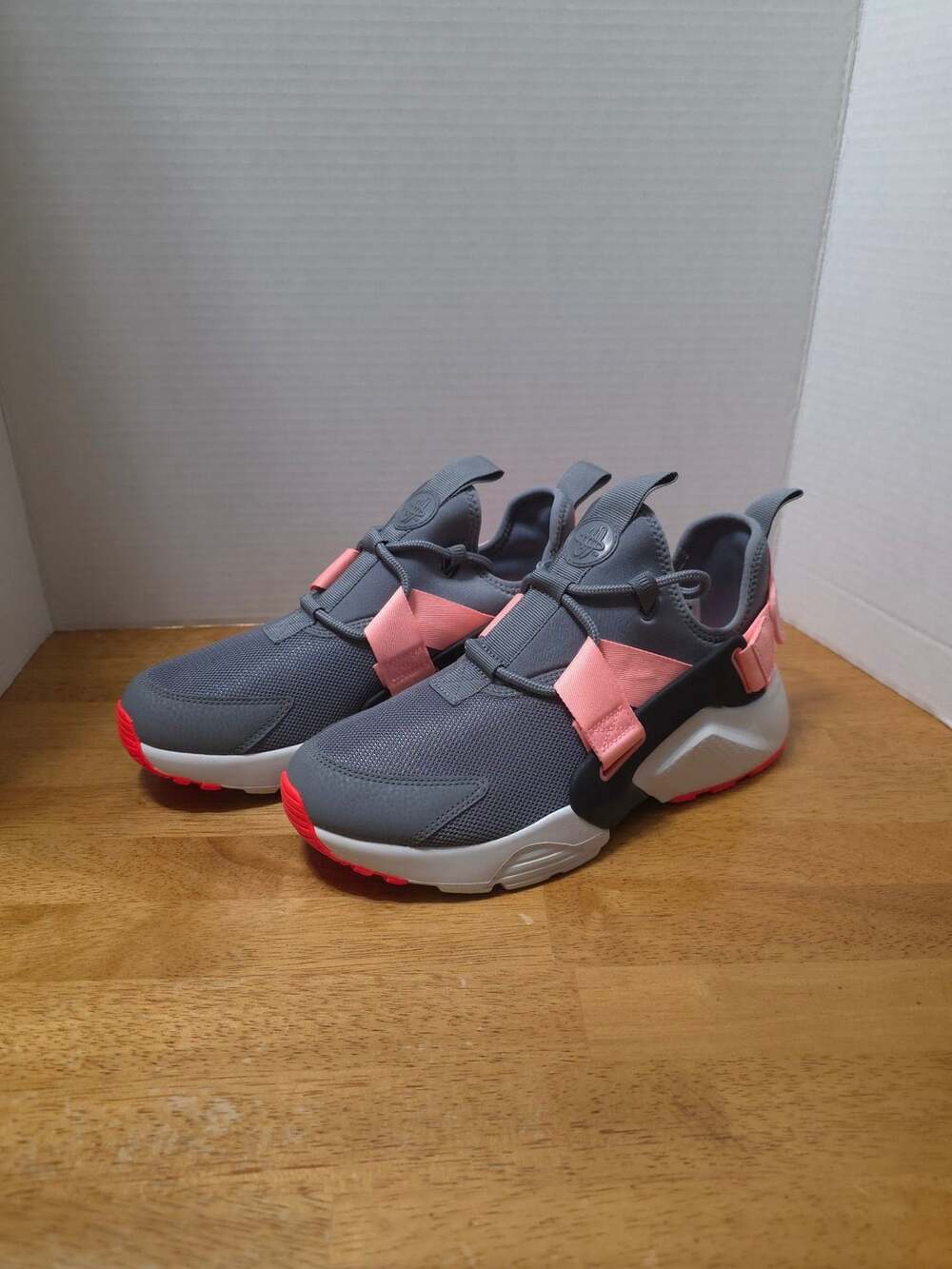 Nike Air Huarache City Low Atmosphere Grey Hot Punch Shoes